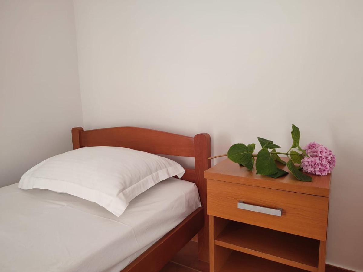 Apartments Mitrovic Podlicak Sveti Stefan Luaran gambar