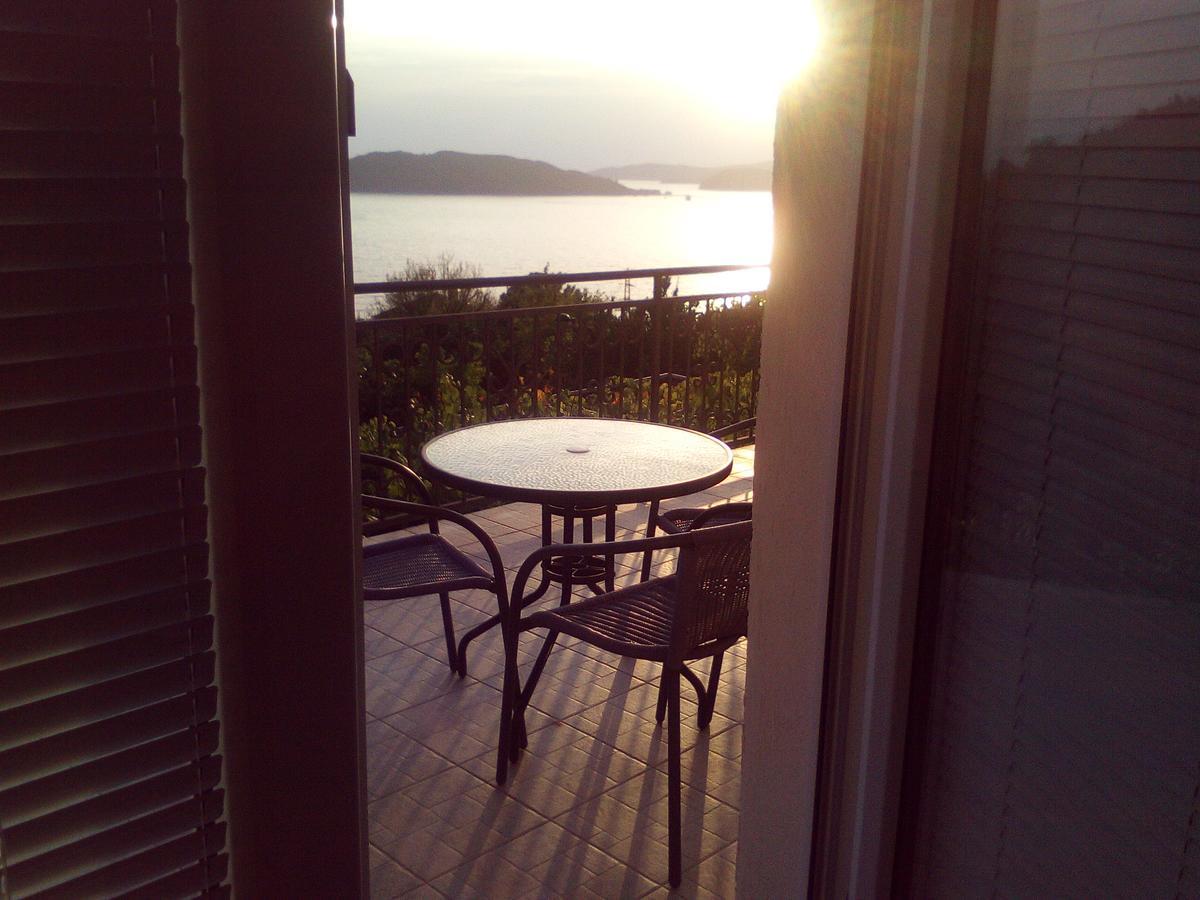 Apartments Mitrovic Podlicak Sveti Stefan Luaran gambar