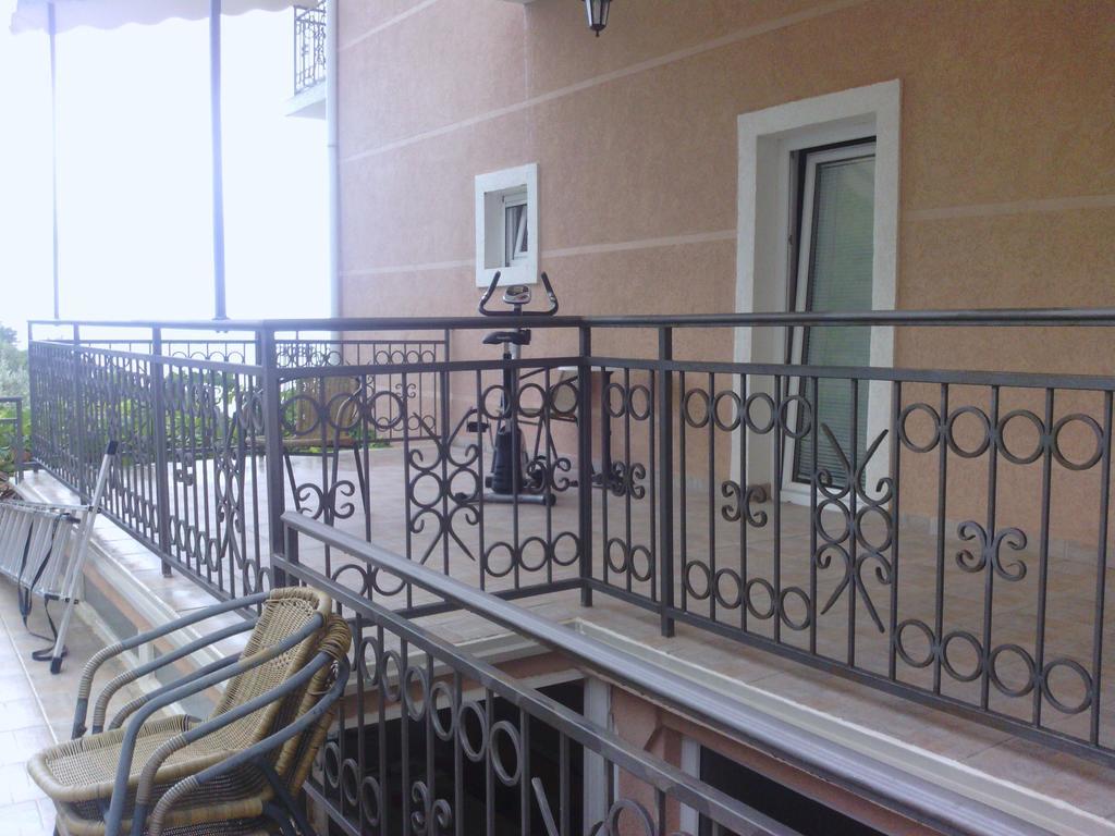 Apartments Mitrovic Podlicak Sveti Stefan Luaran gambar